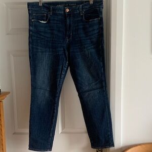 American Eagle Women’s Hi-rise skinny jeans sz 14
